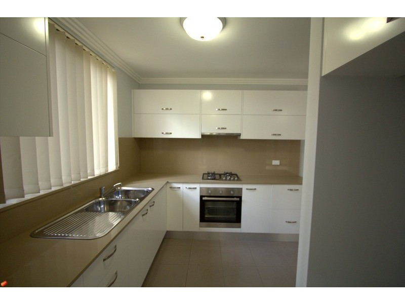 5/1 Ikara Crescent, Moorebank NSW 2170