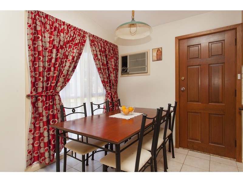 11 Dernancourt Parade, Milperra NSW 2214