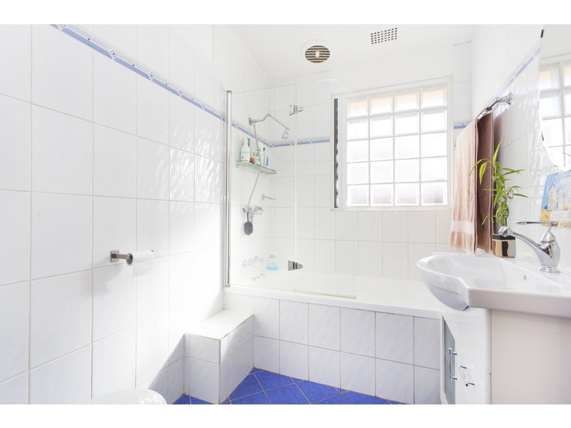 11 Dernancourt Parade, Milperra NSW 2214