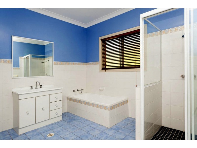 2/5 Needlewood Grove, Padstow Heights NSW 2211