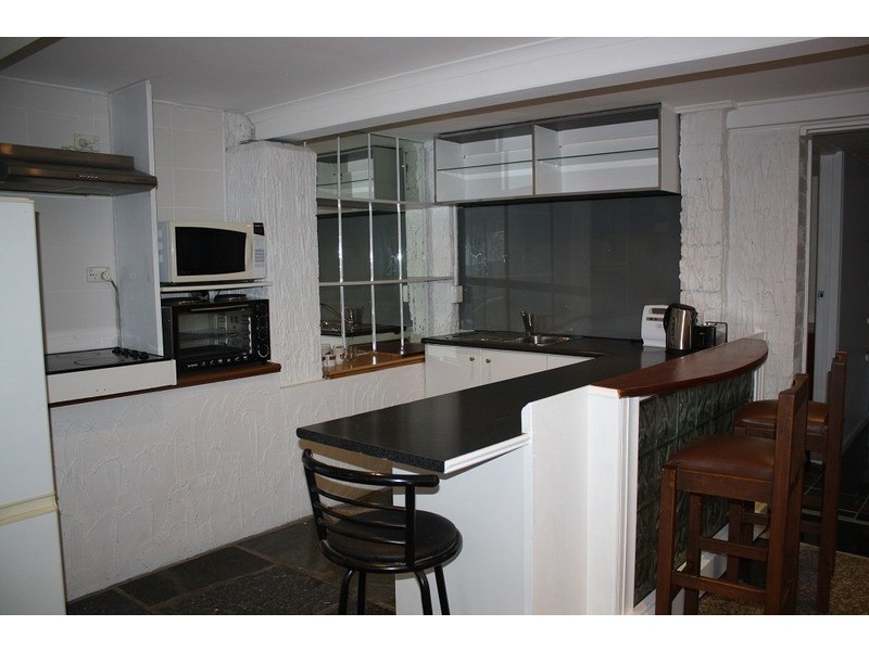 Flat /2A Forshaw  Avenue, Peakhurst NSW 2210