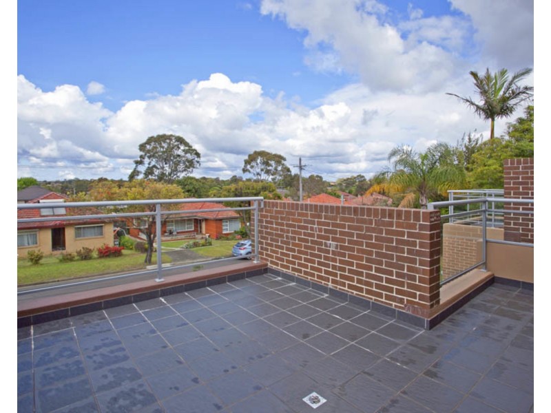 12 Mackinnon Avenue, Padstow NSW 2211