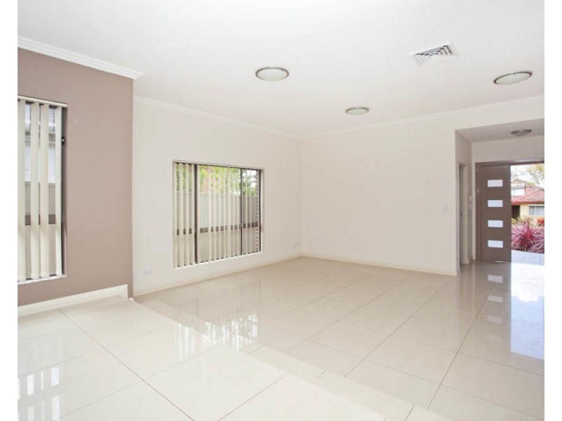 12 Mackinnon Avenue, Padstow NSW 2211