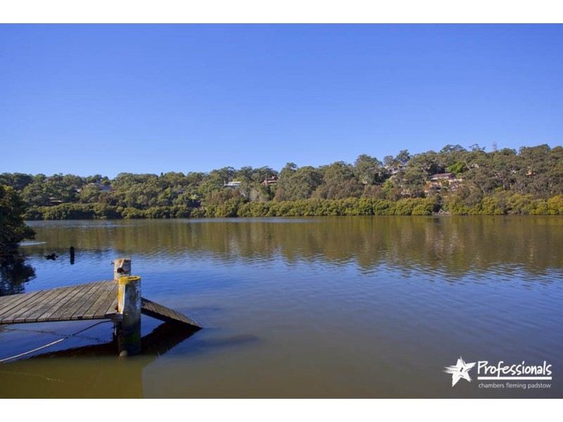 19 Queensbury  Road, Padstow Heights NSW 2211