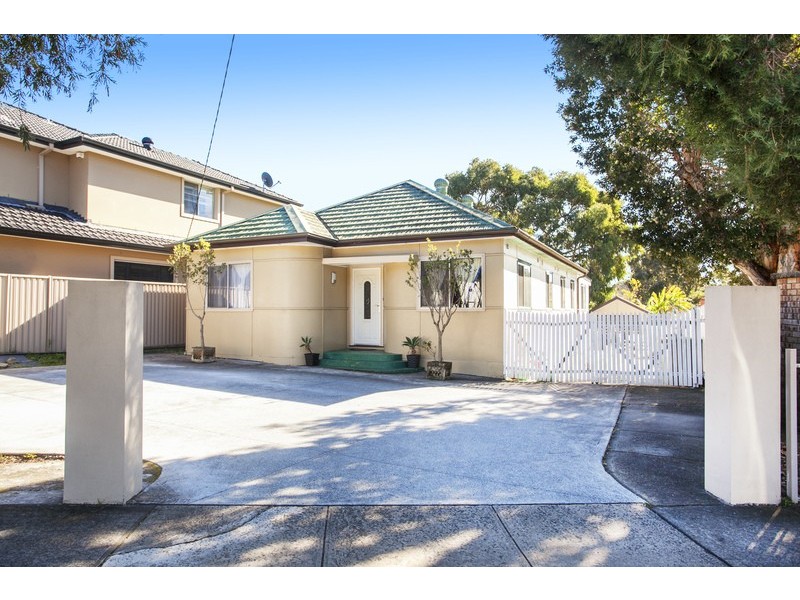 76 Watson Road, Padstow NSW 2211