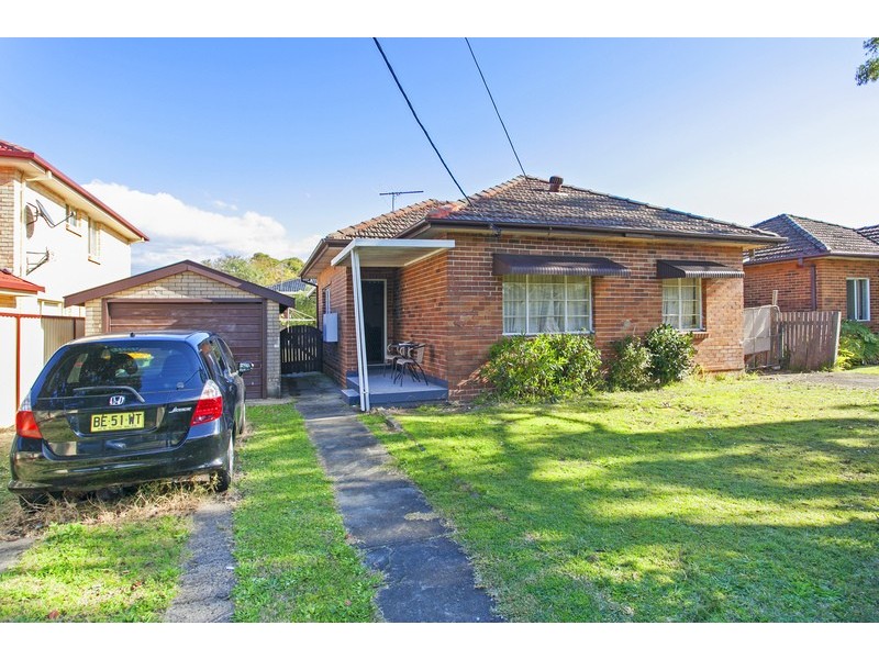 144 Faraday Road, Padstow NSW 2211