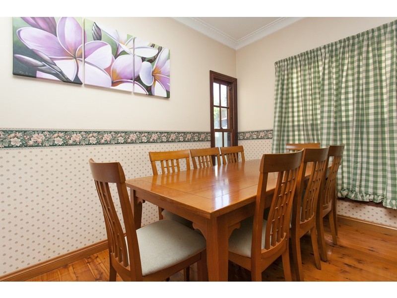 60 Villiers  Avenue, Mortdale NSW 2223