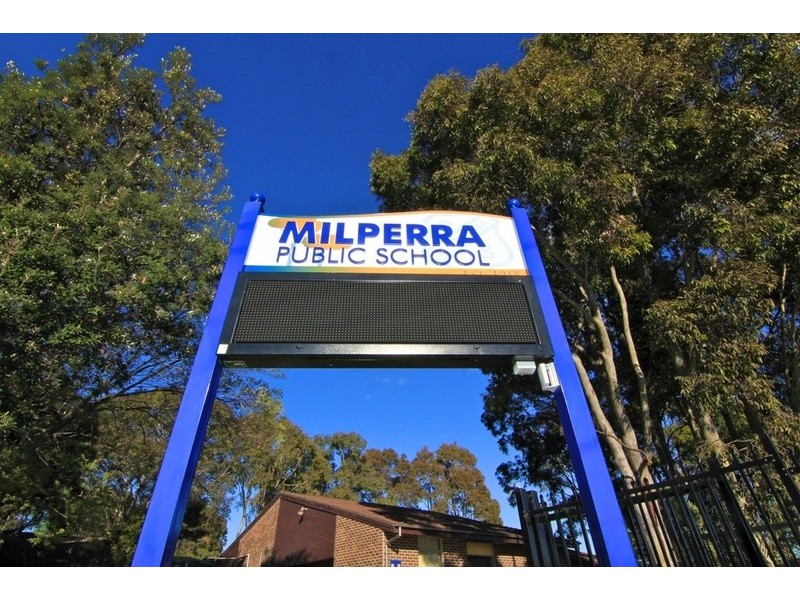 43  Newland Avenue, Milperra NSW 2214