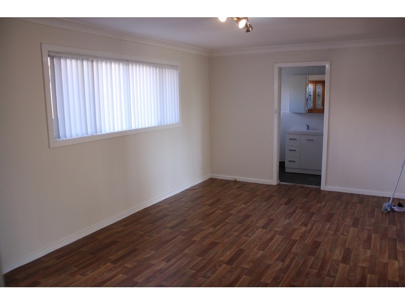 10A Park Road, East Hills NSW 2213