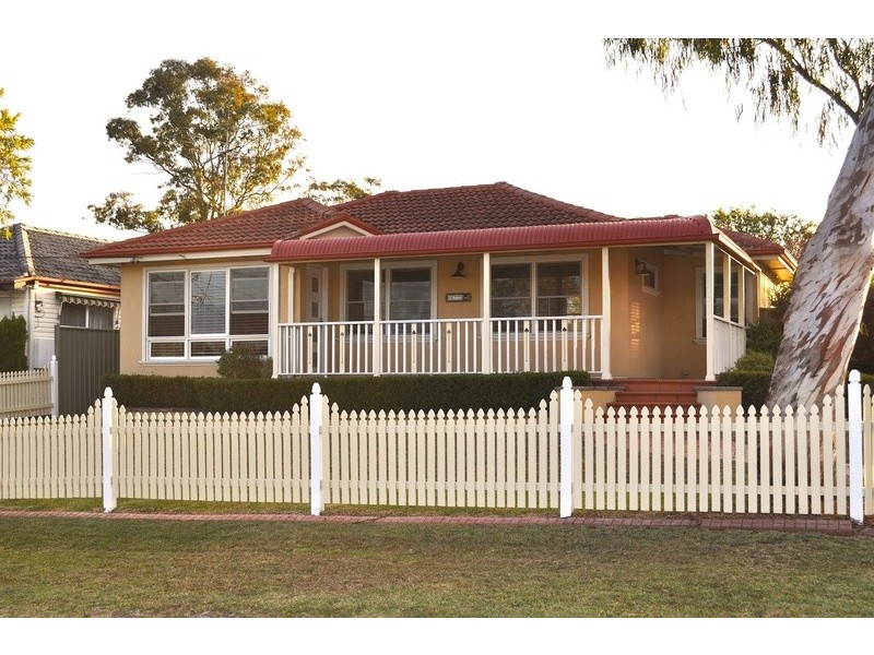 17 Somme Crescent, Milperra NSW 2214