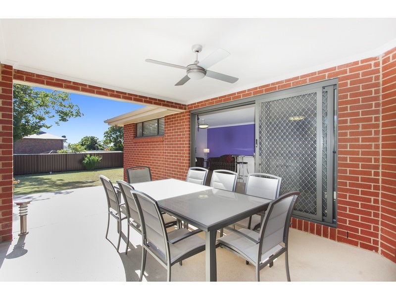 2 Rowland Street, Revesby NSW 2212