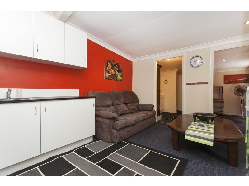8 Alamein Road, Revesby Heights NSW 2212