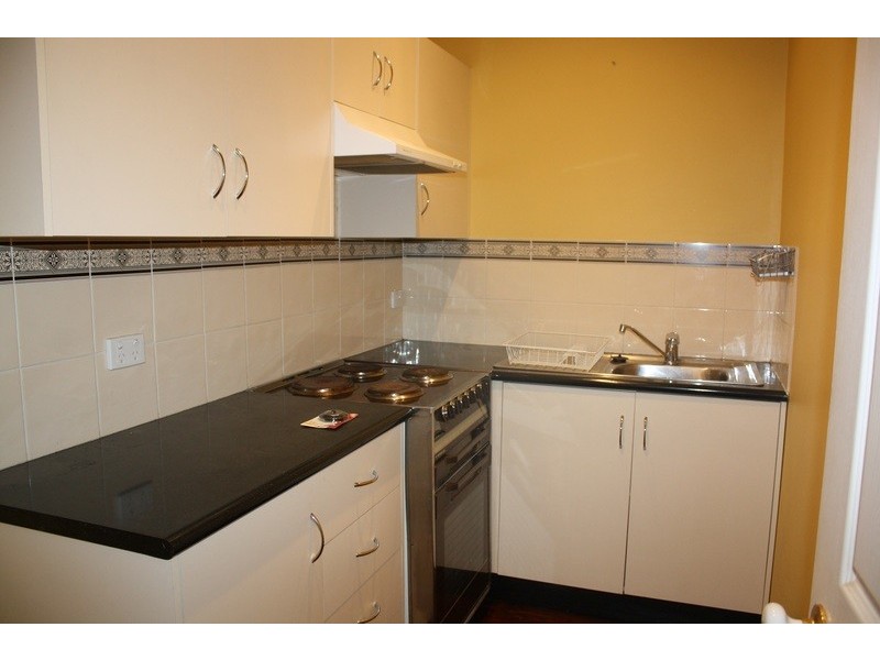 22 Doris Street, Picnic Point NSW 2213