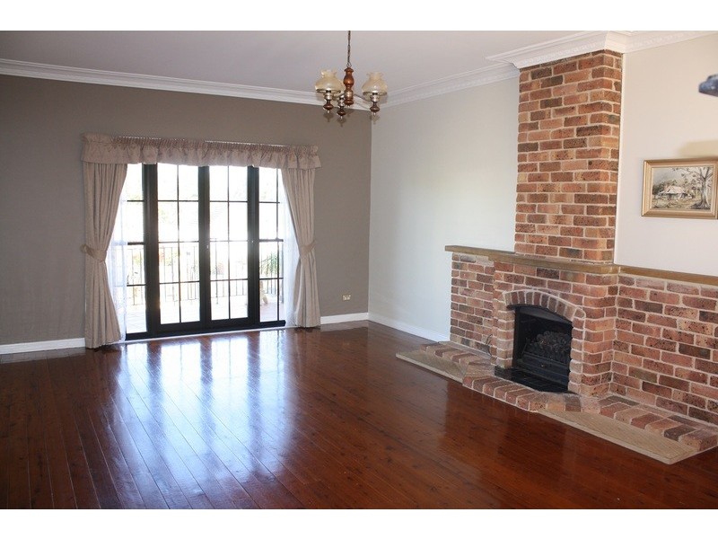 22 Doris Street, Picnic Point NSW 2213