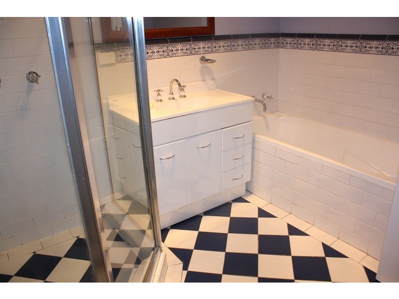 22 Doris Street, Picnic Point NSW 2213