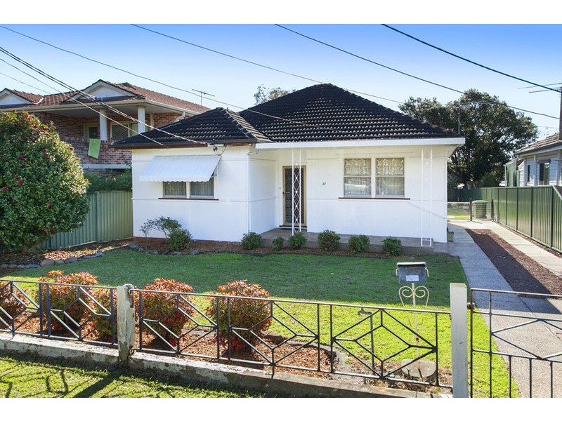 22 Tompson  Road, Revesby NSW 2212
