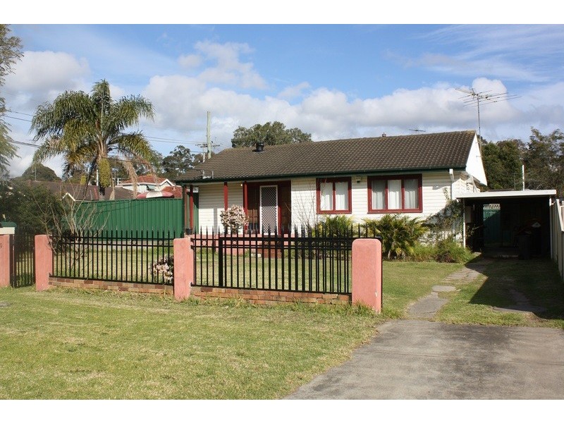 19 William Road, Riverwood NSW 2210