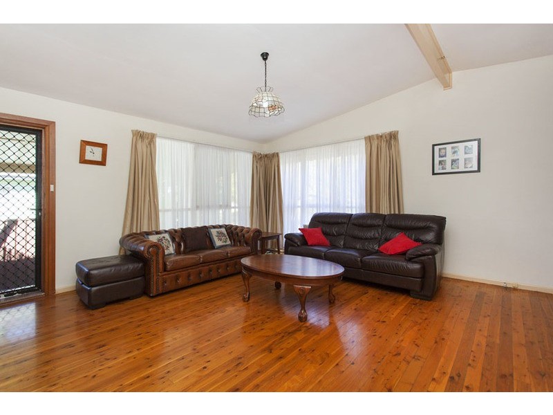 11 Dernancourt Avenue, Milperra NSW 2214