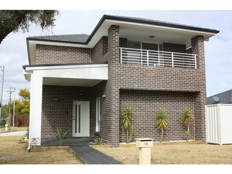 19 Sinai Avenue, Milperra NSW 2214