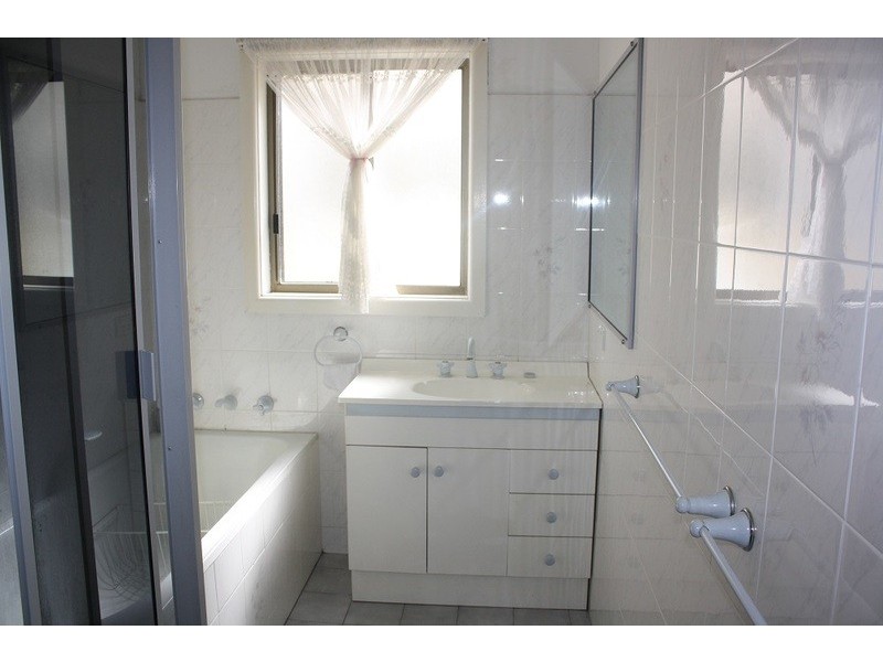 2 Treatt  Avenue, Padstow NSW 2211