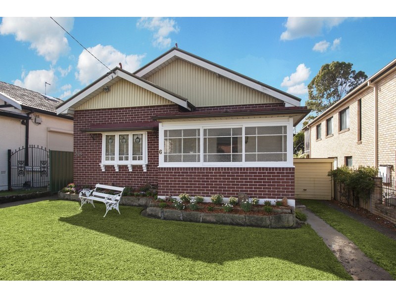 6 Ludgate Street, Roselands NSW 2196