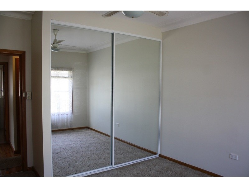 33 Prince Street, Picnic Point NSW 2213