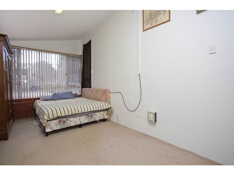 6 Windermere Crescent, Panania NSW 2213