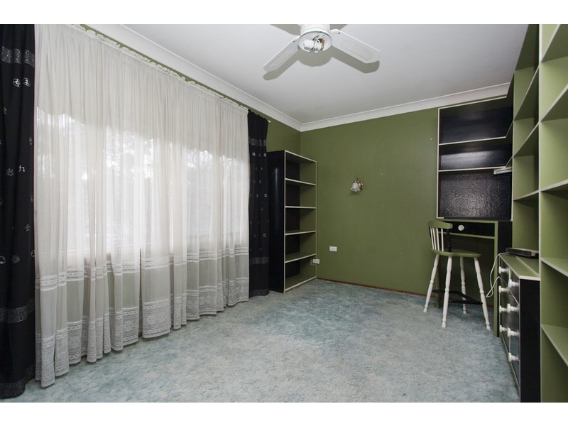 1 Windermere Crescent, Panania NSW 2213