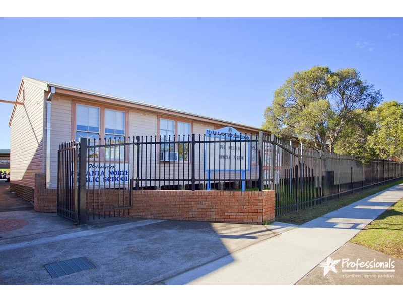 1 Windermere Crescent, Panania NSW 2213