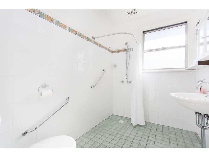 28 Glencorse Avenue, Milperra NSW 2214