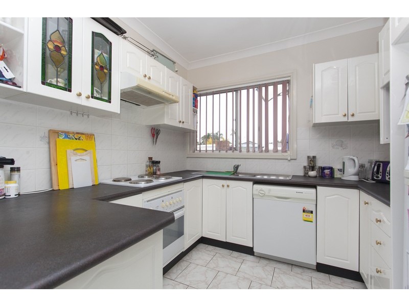 3/13 Broe Avenue, East Hills NSW 2213