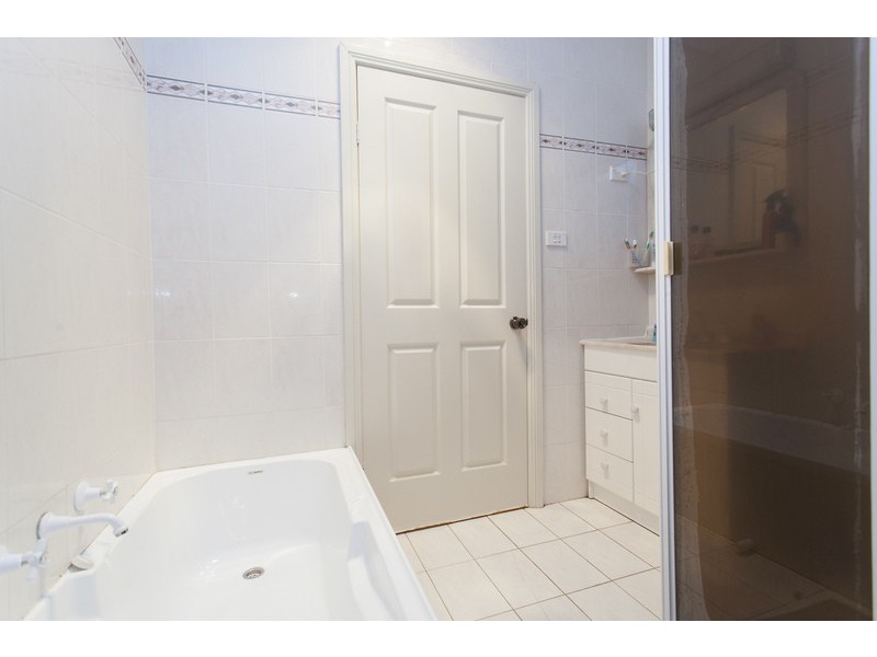 3/13 Broe Avenue, East Hills NSW 2213