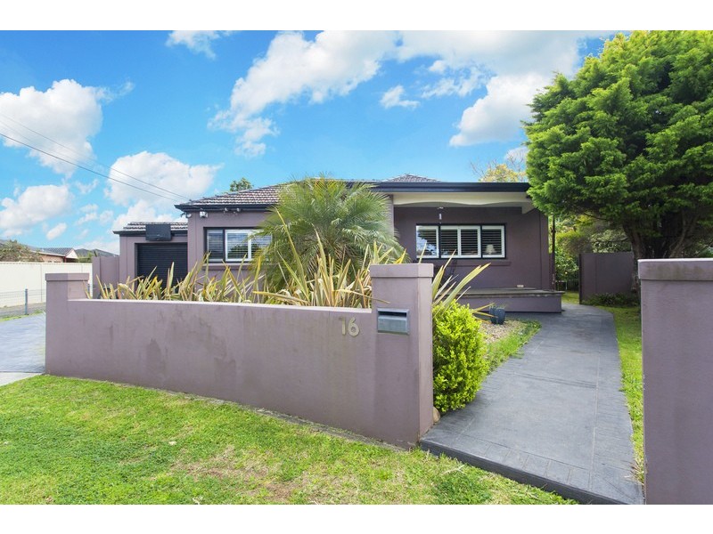 16 Kingston Avenue, Panania NSW 2213