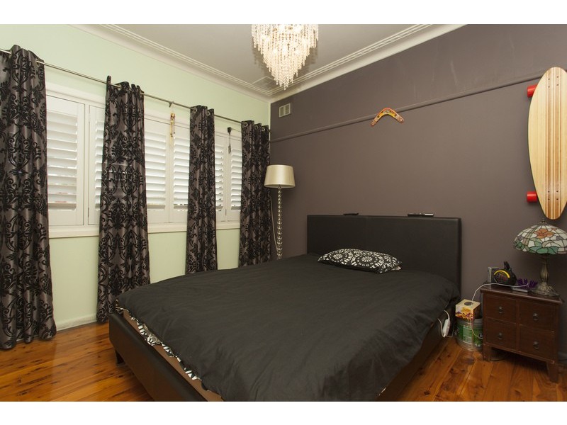 16 Kingston Avenue, Panania NSW 2213