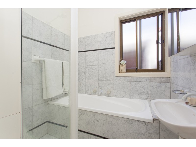 100 Mackenzie Street, Revesby NSW 2212