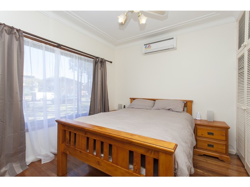 100 Mackenzie Street, Revesby NSW 2212