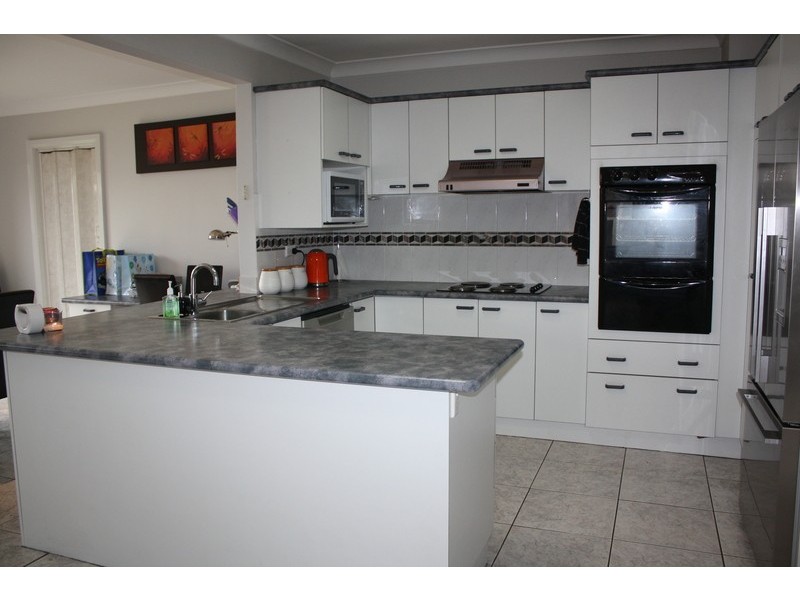 35 Fromelles Avenue, Milperra NSW 2214