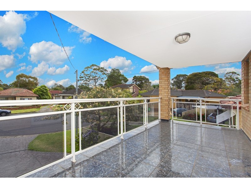 8A Treatt Avenue, Padstow NSW 2211