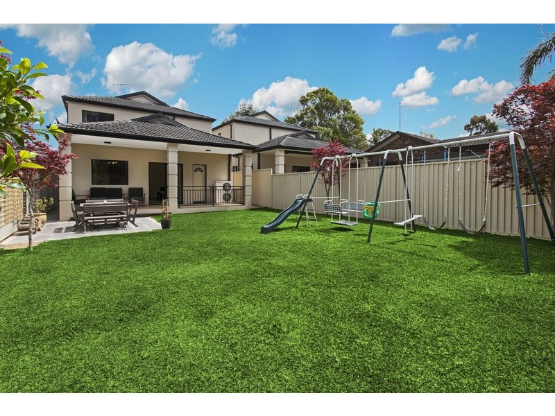 69A Victor Avenue, Picnic Point NSW 2213