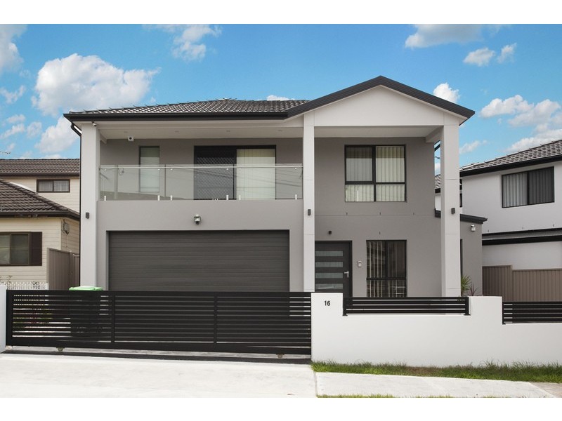 16 Banks Street, Padstow NSW 2211