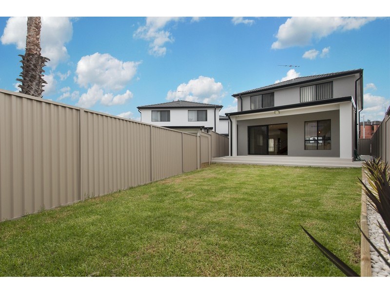 16 Banks Street, Padstow NSW 2211