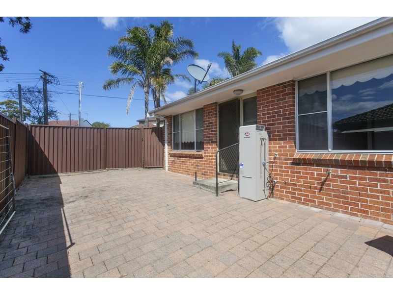 1/13 Doyle Road, Revesby NSW 2212