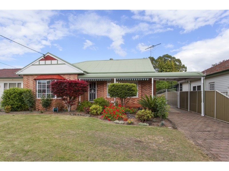 16 Anderson Avenue, Panania NSW 2213