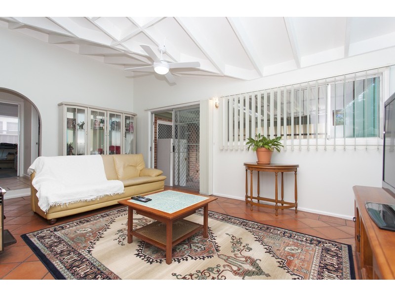 16 Anderson Avenue, Panania NSW 2213