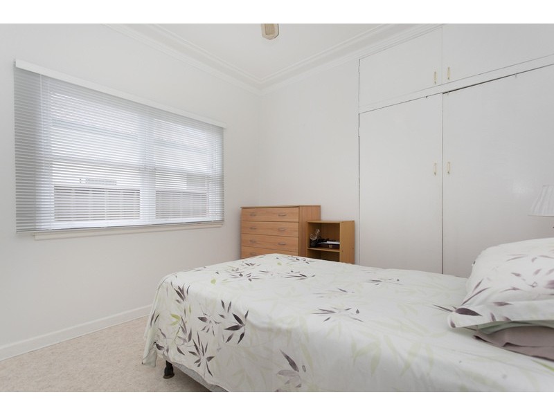 16 Anderson Avenue, Panania NSW 2213