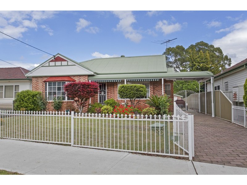 16 Anderson Avenue, Panania NSW 2213