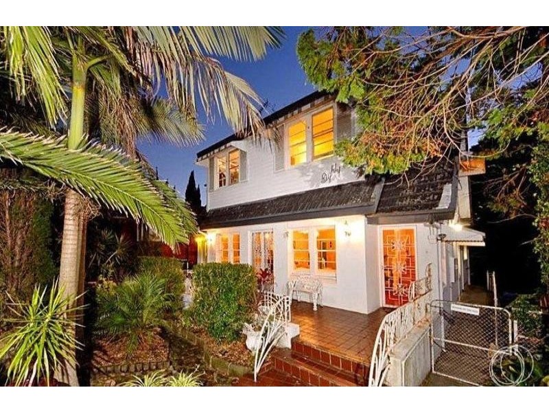 81 Stuart Street, Blakehurst NSW 2221