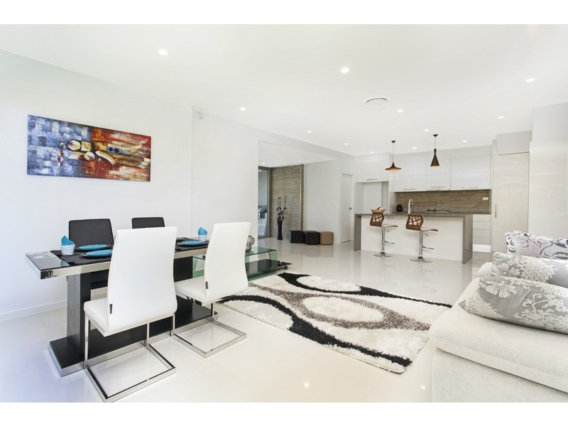 143 Arab Road, Padstow NSW 2211