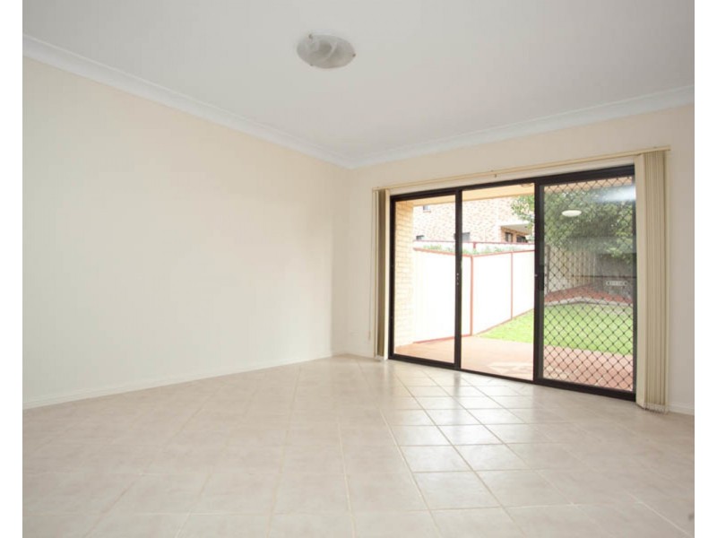 122 Davies Road, Padstow NSW 2211