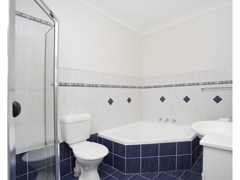 122 Davies Road, Padstow NSW 2211